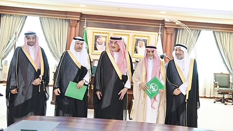 "محمد بن ناصر" يؤكد أهمية رفع الكفاءة لأنشطة حماية الحقوق والفرص المتساوية للأشخاص ذوي التوحد