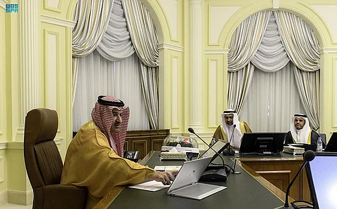 فيصل بن سلمان يُدشّن 3 مراكز إسعافية جديدة في المدينة المنورة