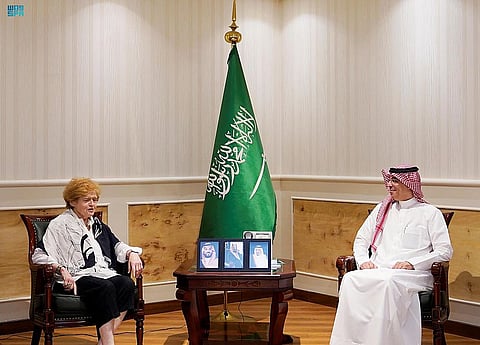 رئيس هيئة حقوق الإنسان الدكتور عواد بن صالح العواد يستقبل السفيرة ديبورا ليبستادت