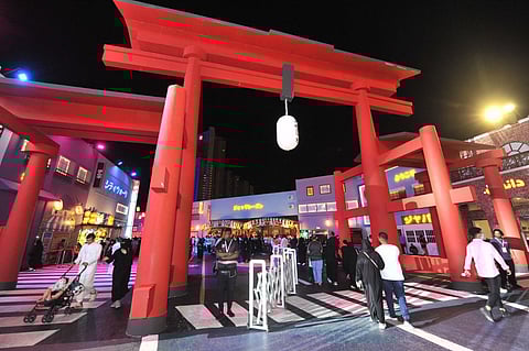 أيتام "إخاء" يزورون "سيتي ووك" بموسم جدة ويستمتعون بفعالياتها الترفيهية