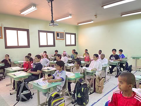 شاهد.. برامج مدارس الأفلاج التربوية تُعزز الانضباط وتُنهي فكرة "الأسبوع الميت"