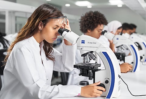 طلاب جامعة الملك سلمان الدولية