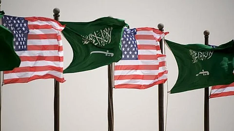 أكثر من 80 عامًا من التعاون الاستراتيجي المثمر.. "بايدن" يحط الرحال في الرياض دون غيرها