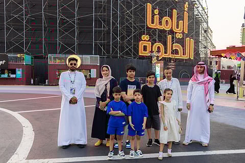 رحلة ترفيهية يقدمها "موسم جدة" لأبناء الشهداء على مواقع الفعاليات