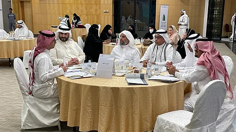 "مركز الملك عبدالعزيز" يناقش أهم القضايا المؤثرة على النسيج المجتمعي بين أبناء مكة