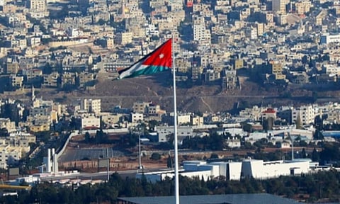 بعد "قاتل ابنتيه ضربًا".. شخص يقتل ابنيْه بالرصاص في جريمة أسرية جديدة بالأردن