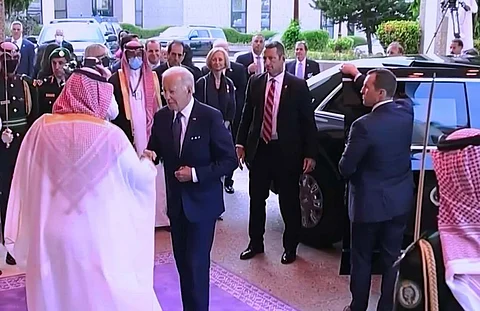 ولي العهد يستقبل الرئيس الأمريكي