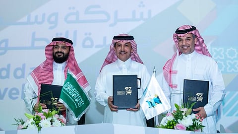 شركة "وسط جدة للتطوير" تبحث مع الاتحاد والأهلي الخطط المستقبلية للناديين خلال الموسم القادم