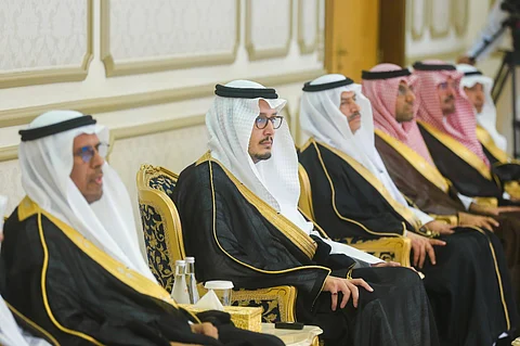 نائب أمير الشرقية يشهد توقيع 6 اتفاقيات لدعم برامج المسؤولية المجتمعية