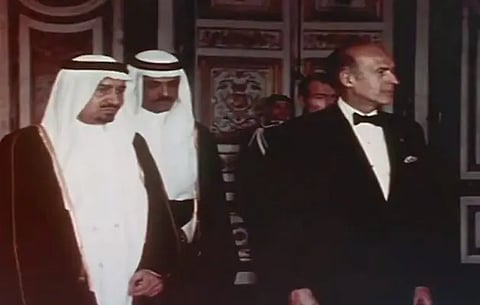 فيديو.. مشاهد تاريخية للقاء الملك خالد والرئيس جيسكار ديستان في باريس عام 1978