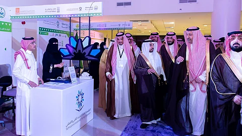 "حسام بن سعود" يفتتح ملتقى التوظيف 2022