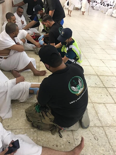 جمعية السلام للإغاثة والطوارئ تشارك في خدمة ضيوف الرحمن لحج هذا العام