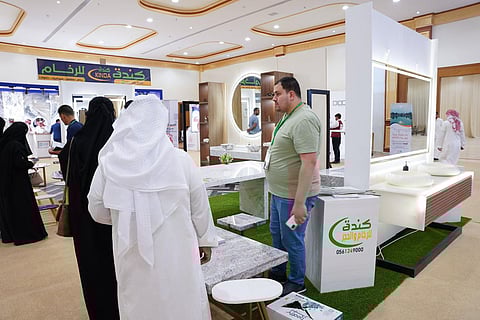شاهد.. انطلاق معرض البناء والتصميم ببريدة لدعم المشاريع الصغيرة والمتوسطة