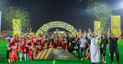 الوحدة يعلن إقامة معسكر خارجي في إسبانيا تتخله 6 مباريات ودية