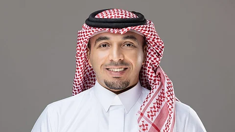 المستشار السياحي الدكتور أحمد بن حمد العمير