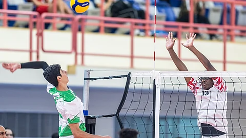 جانب من منافسات بطولة غرب آسيا لكرة الطائرة