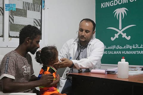 36 ألف مستفيد من العيادات التغذوية المتنقلة في الخوخة باليمن خلال يوليو