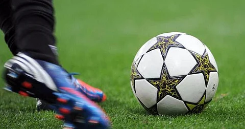 الدوريات الأوروبية اليوم.. مواجهات نارية بـ"البريميرليج" وبرشلونة يدشن موسمه الجديد
