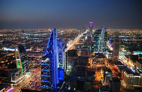"فوربس": الاقتصاد السعودي ينتعش هذا العام ليقترب من تريليون دولار