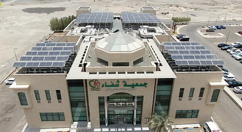 مكة المكرمة.. "شفاء" تشغل "مركز الكلى التخصصي" بالطاقة الشمسية
