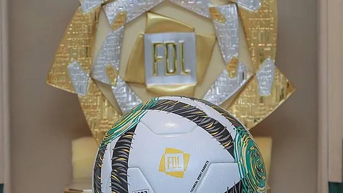 لعدم اكتمال عدد اللاعبين المسجلين.. إلغاء مباراة الشعلة والعروبة