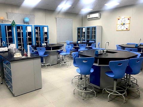 "تعليم جازان" يباشر صيانة وتحديث المختبرات المدرسية ومصادر التعلم الحديثة