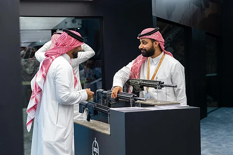 جناح الأسلحة في معرض الصقور والصيد السعودي