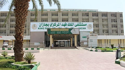 نجاح زراعة قوقعة سمعية لمريض بمستشفى الملك فهد المركزي بجازان