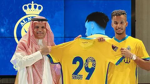عبدالرحمن غريب لاعبًا نصراويا