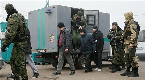 الأمم المتحدة قلقة من احتمال محاكمة أسرى حرب أوكرانيين داخل أقفاص