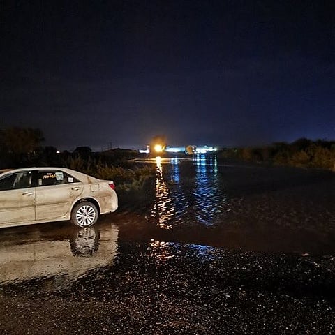 سنوات من التأخير والمعاناة.. السيول تقطع "طريق صبيا العدايا" ومطالبات بحلول