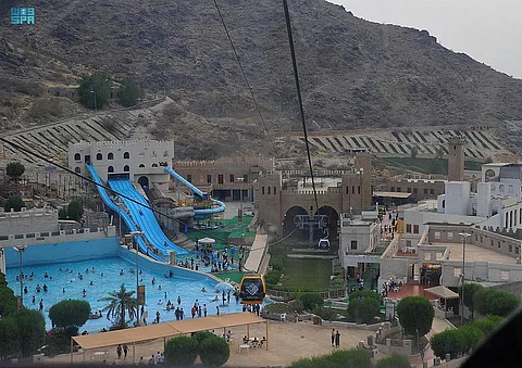 "تلفريك هدا الطائف".. فرصة لعشاق المغامرة لمشاهدة أجمل الإطلالات الطبيعية