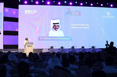 محمد العبدالعالي أثناء مؤتمر الصيدلة الإكلينيكية