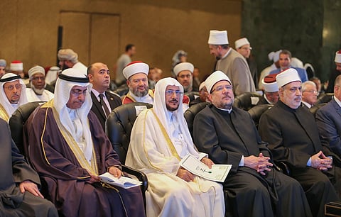 عبداللطيف آل الشيخ خلال مؤتمر المجلس الأعلى للشؤون الإسلامية
