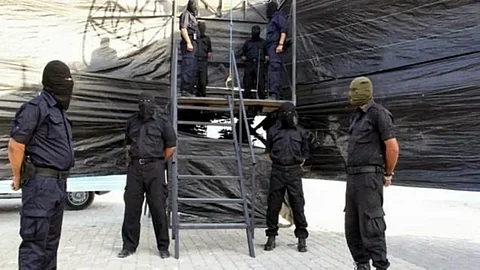 شنقًا أو رمياً بالرصاص.. "حماس" تعدم 5 فلسطينيين بتهم التجسس والقتل