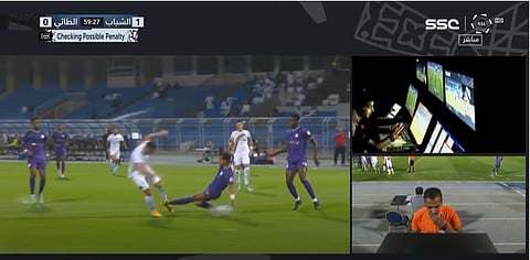 دائرة الحكام ترصد أهم الحالات التحكيمية في الجولة الرابعة من دوري روشن السعودي.. تعرف عليها