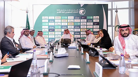 ياسر المسحل يرأس اجتماع مجلس إدارة الاتحاد السعودي لكرة القدم