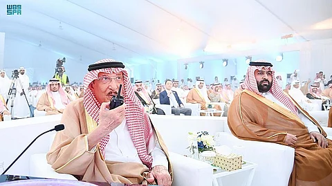 محمد بن ناصر يدشن ميناء مدينة جازان للصناعات