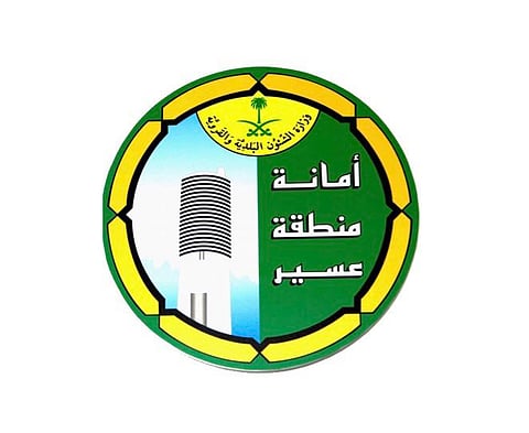 عسير.. رفع 180 مركبة تالفة وصيانة أكثر من 50 ألف متر مربع من الشوارع