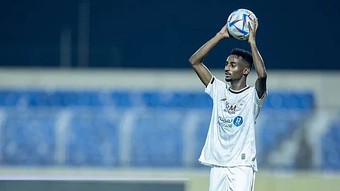 اللاعب متعب الحربي