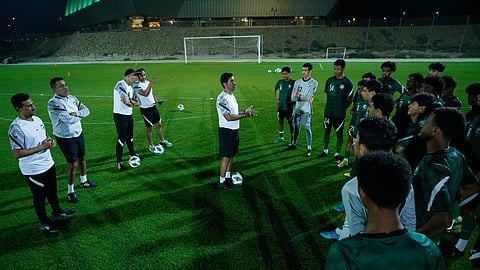 ناشئو المنتخب السعودي أثناء الحصة التدريبية