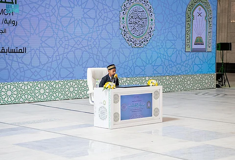 الاستماع لـ 25 متسابقاً في ثاني أيام التصفيات النهائية لمسابقة الملك عبدالعزيز لحفظ القرآن