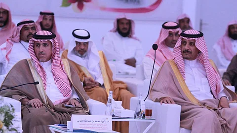 الأمير عبدالرحمن بن عبدالله خلال ملتقى الجمعيات الأهلية