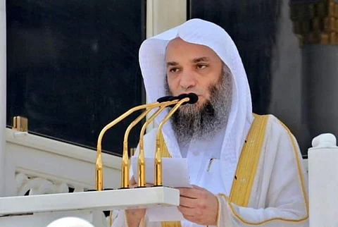 إمام وخطيب المسجد الحرام فيصل بن جميل غزاوي
