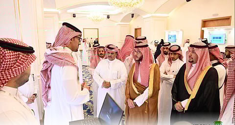 محافظ الطائف يفتتح الملتقى الاستثماري ويكرّم الجهات الراعية والمشاركة