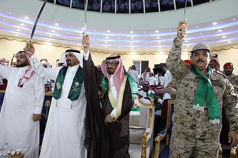 أهالي شرورة يقدّمون شكرهم للمحافظ والجهات الحكومية المشاركة في احتفال اليوم الوطني
