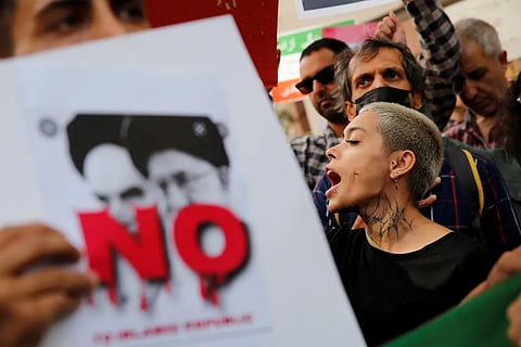 الاحتجاجات الإيرانية في تستمر الداخل والخارج