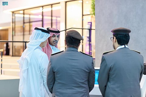 "حرس الحدود" يعرّف بخدماته في جناح "الداخلية" بمعرض جيتكس 2022