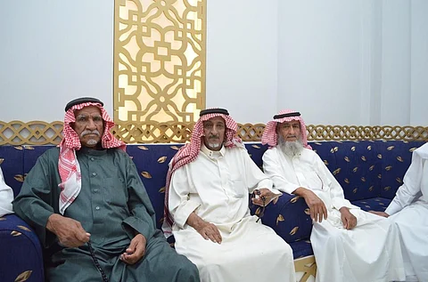 لجنة الأسرة بالشمالية تحتفي بكبار السن