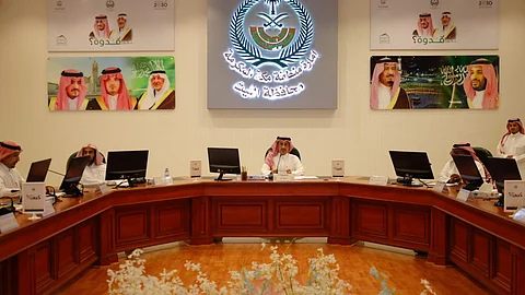 محافظ الليث عمران الزهراني يترأس اجتماع المجلس المحلي